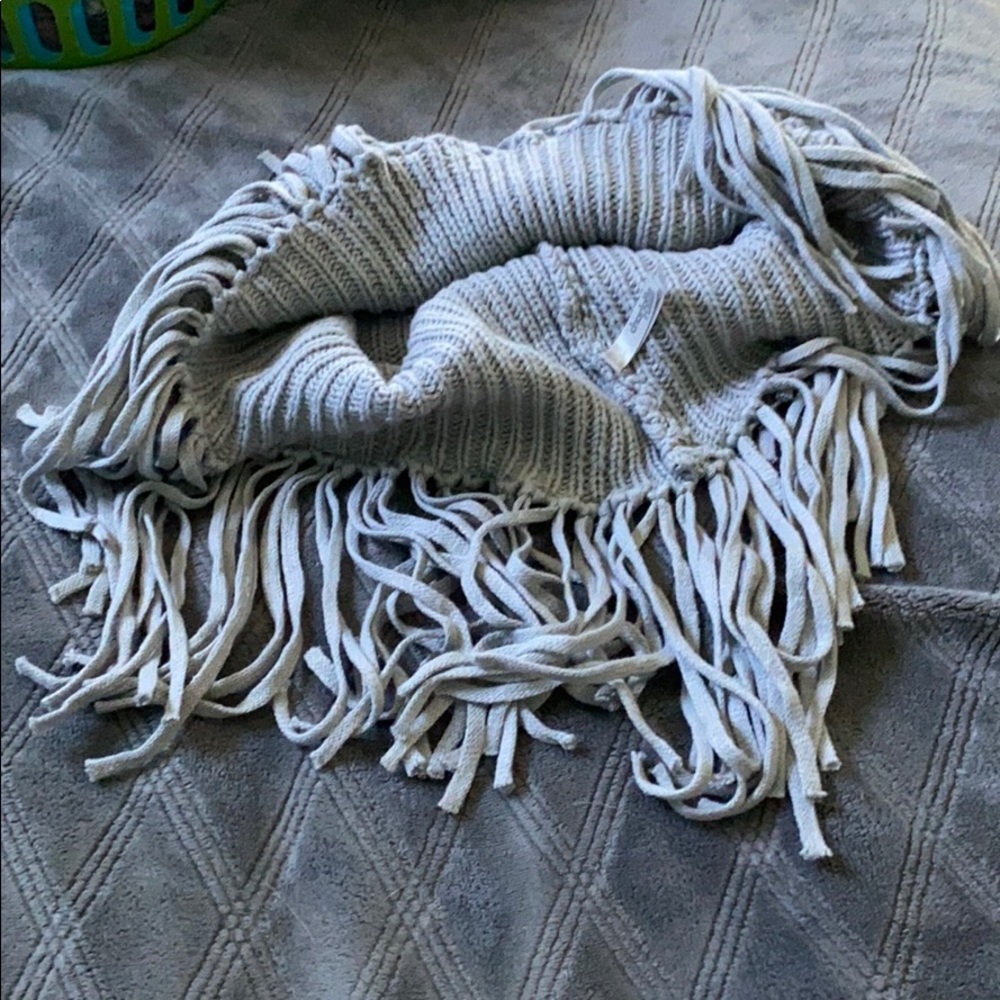 Infinity scarf